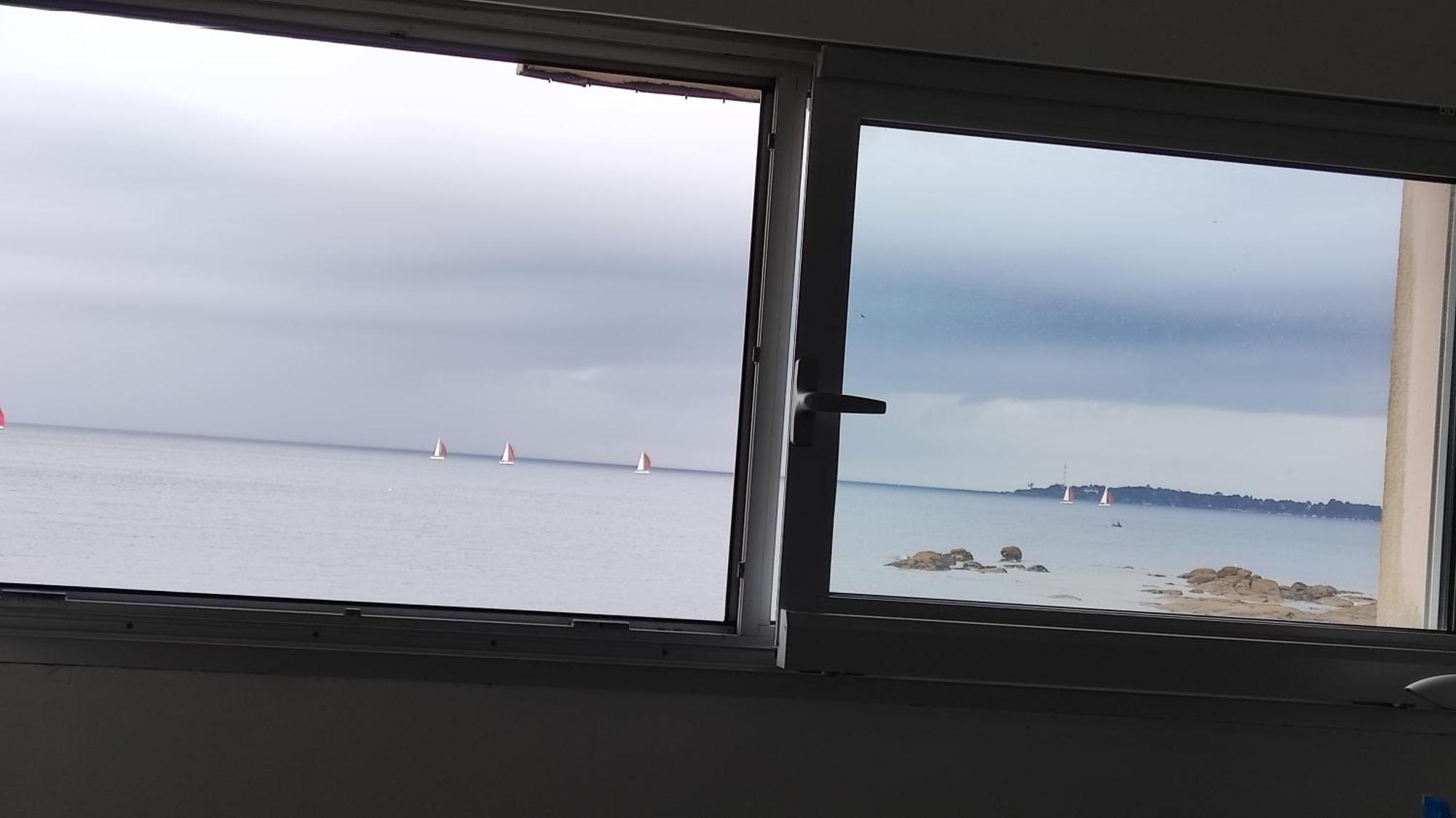 Appartement T3 De 74M2 Tres Lumineux Vue Panoramique Mer Et Plages กงการ์โน ภายนอก รูปภาพ